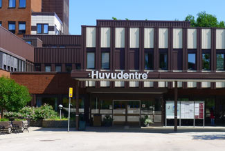 AK-mottagningen når du genom huvudentrén på Blekingesjukhuset i Karlskrona