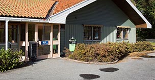 Entré till Barn- och ungdomspsykiatrisk mottagning Västervik