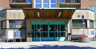 Ingången till ögonmottagningen i byggnad 13 på Blekingesjukhuset i Karlskrona