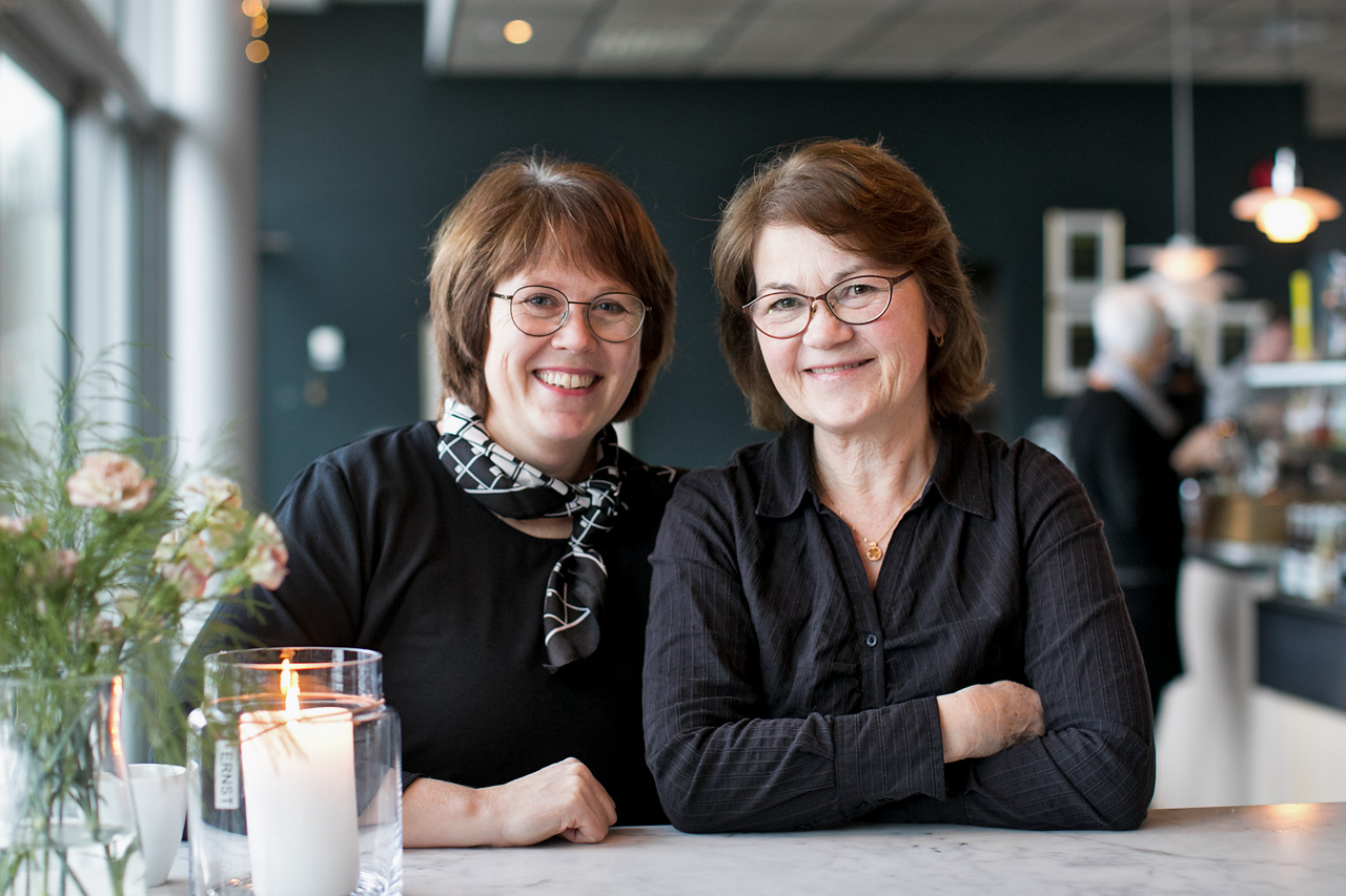 Margareta Svensson, kurator och socionom, och Eva Carlholt, synpedagog