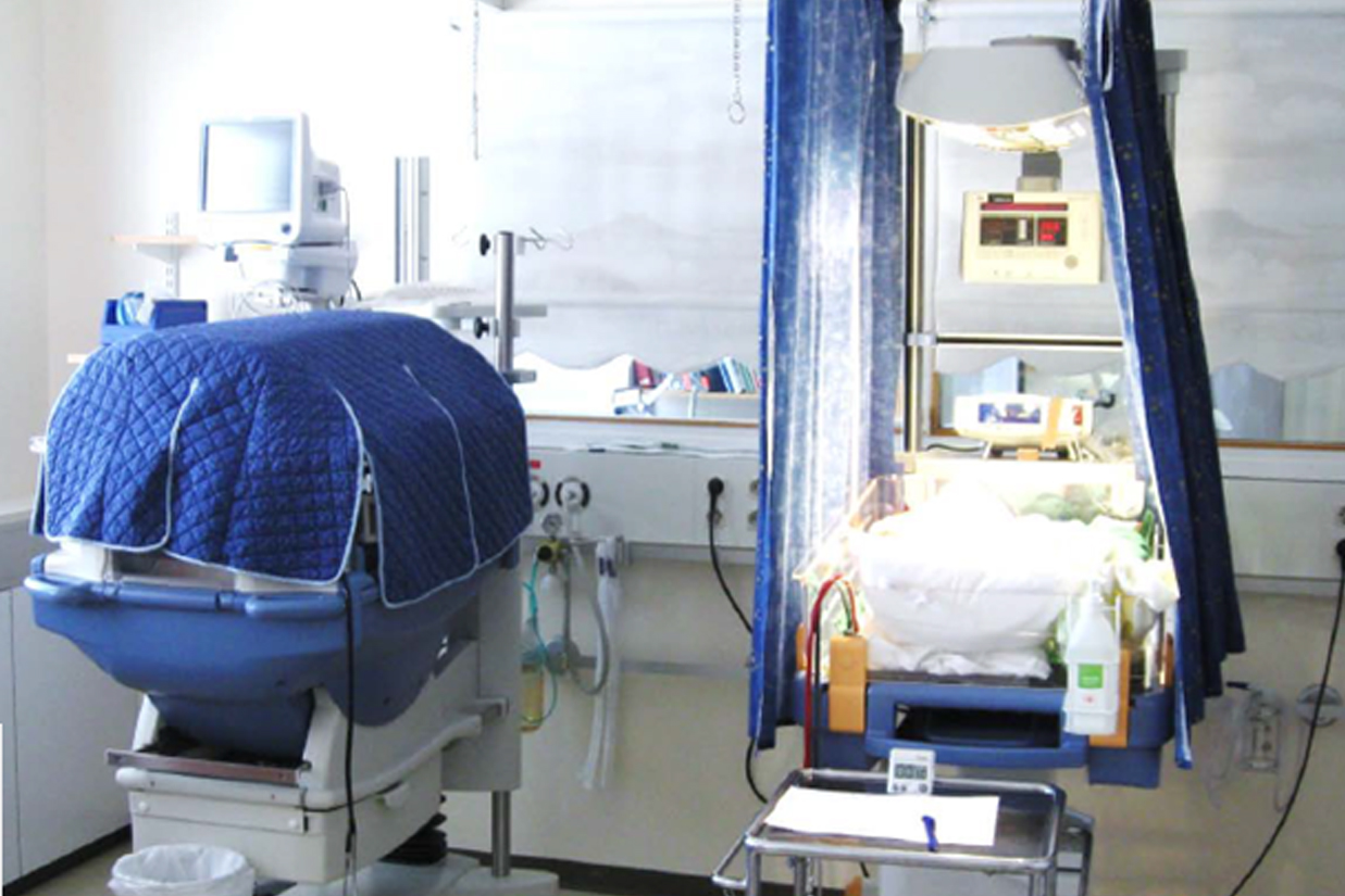 Kuvöser på en Neonatalavdelning.